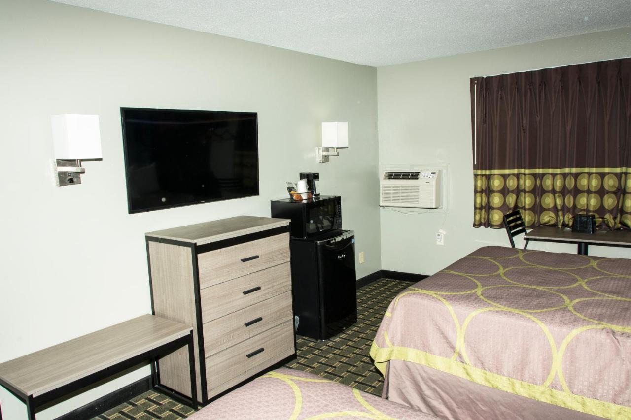 Super 8 By Wyndham Michigan City Eksteriør bilde
